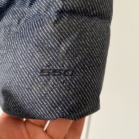 Warm The North Face downfilled wintercoat - Picture 3 of 6